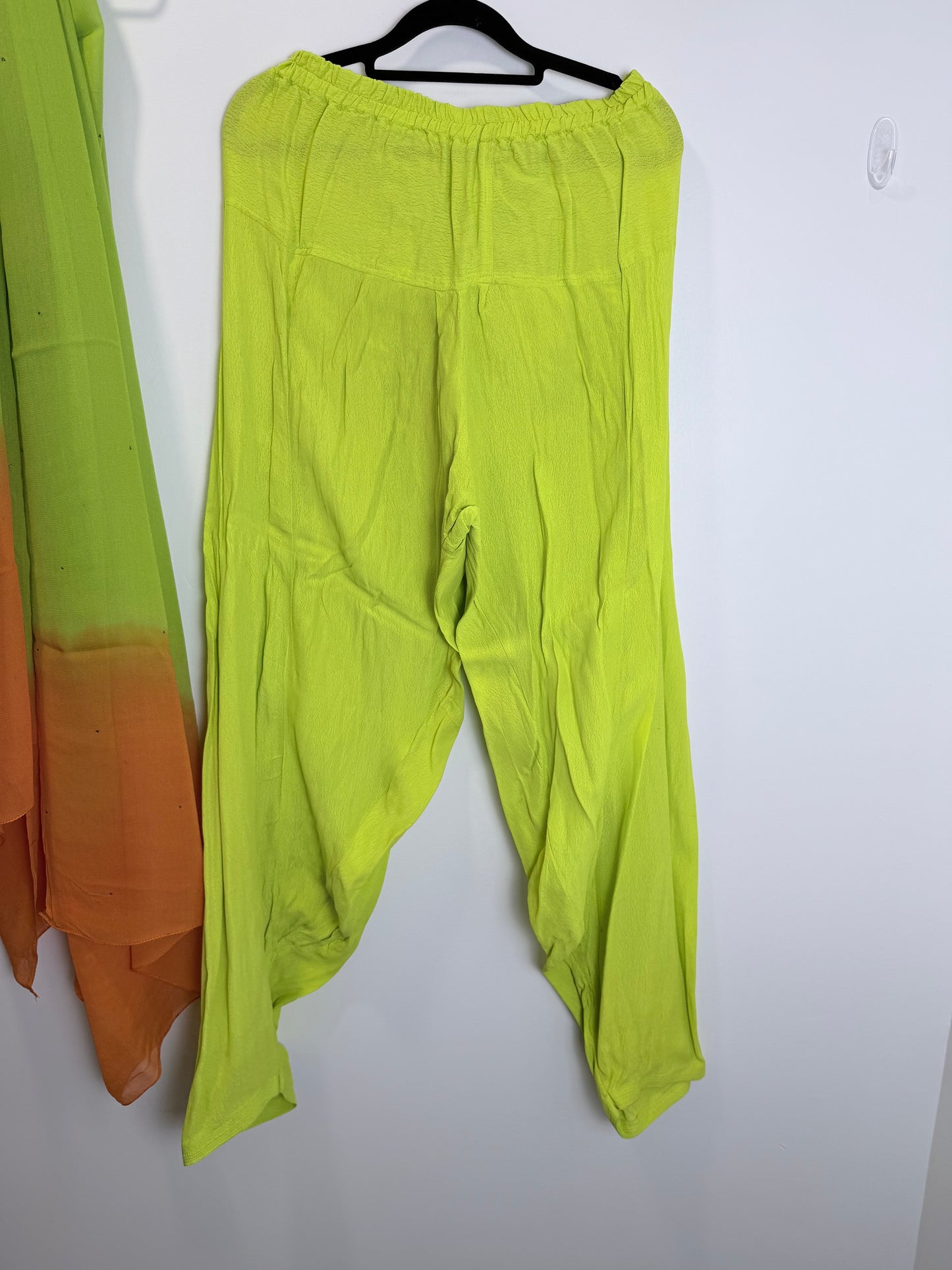 Lime Green Orange - Size 40