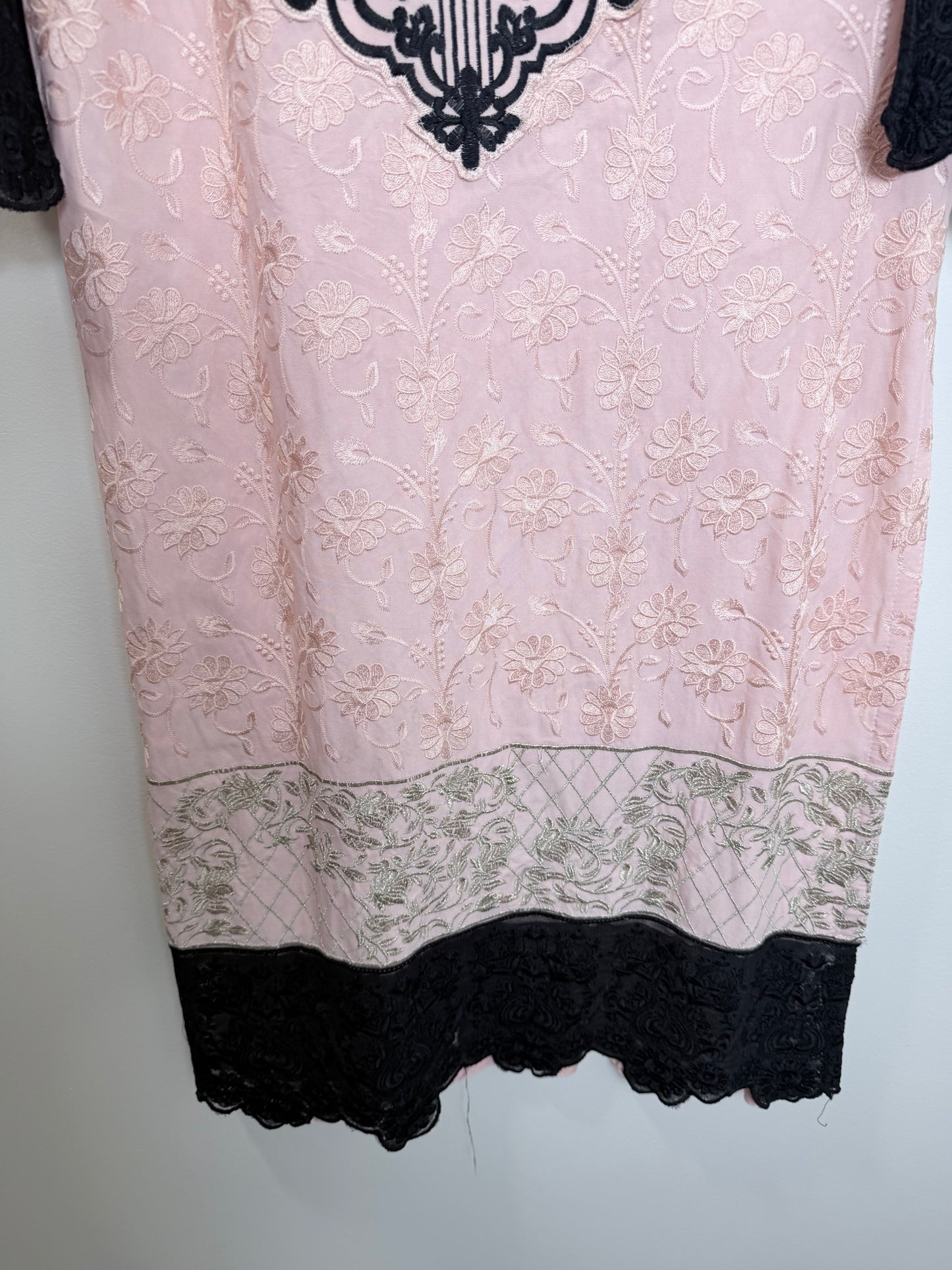 Light Pink Black - Size 40