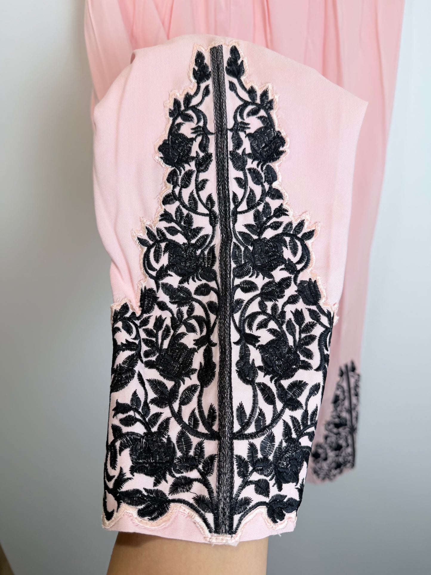 Light Pink Black - Size 40