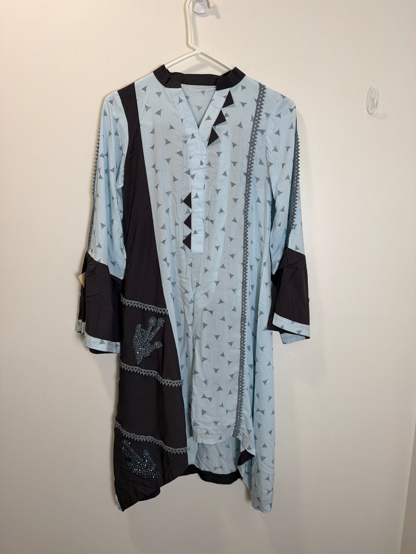 Light blue gray - 34